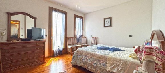 Ático de 3 dormitorios en Curtarolo, Italy No. 266391 11