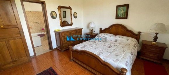 6 bedrooms Villa in Carrara, Italy No. 215094 15