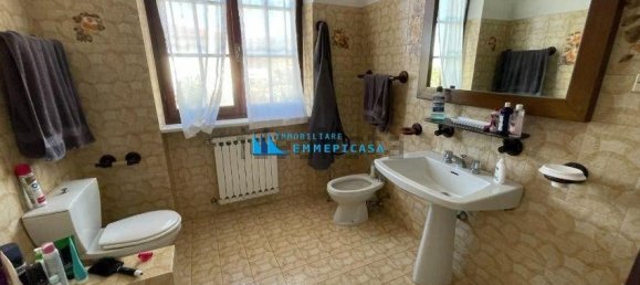 6 bedrooms Villa in Carrara, Italy No. 215094 23