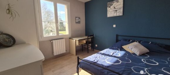 Casa de 5 dormitorios en Deux-Sevres, France No. 301900 18