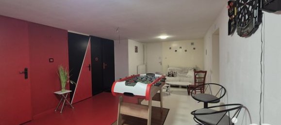 Casa de 5 dormitorios en Deux-Sevres, France No. 301900 3