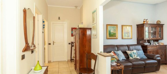 7-Zimmer Villa in Gazzada Schianno, Italy, Nr. 312017 33