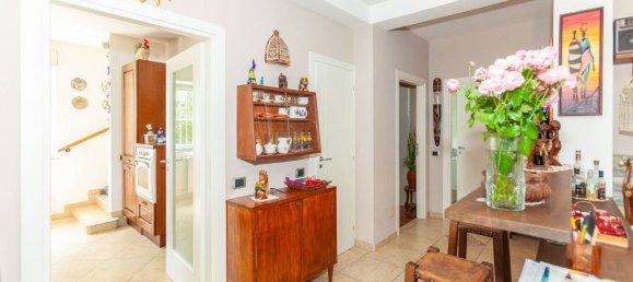 7-Zimmer Villa in Gazzada Schianno, Italy, Nr. 312017 7