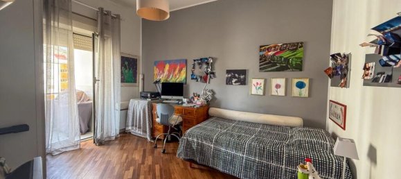 3 bedrooms Apartment in Palermo, Italy No. 329335 3