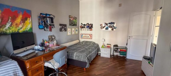 3 bedrooms Apartment in Palermo, Italy No. 329335 2