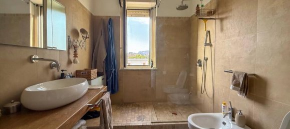 3 bedrooms Apartment in Palermo, Italy No. 329335 29