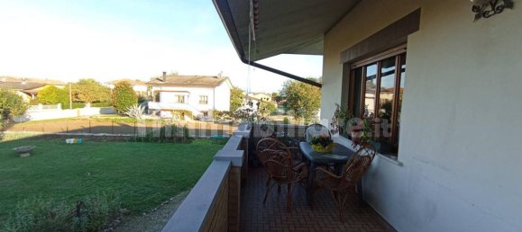 Villa de 4 dormitorios en Udine, Italy No. 21178 13