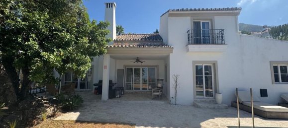Villa de 3 dormitorios en Istán, Spain No. 180825 9