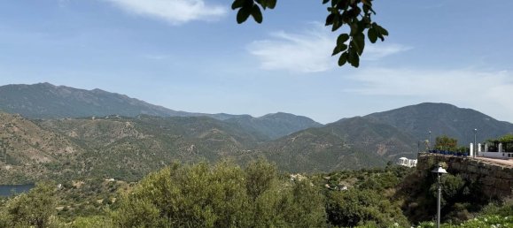 Villa de 3 dormitorios en Istán, Spain No. 180825 4