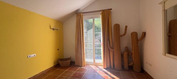Villa de 3 dormitorios en Istán, Spain No. 180825 30