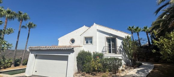 Villa de 3 dormitorios en Istán, Spain No. 180825 10