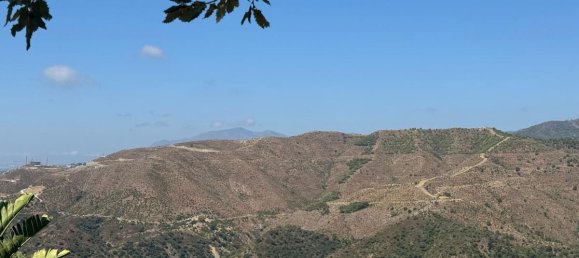 Villa de 3 dormitorios en Istán, Spain No. 180825 8