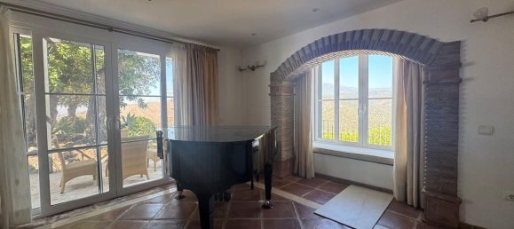Villa de 3 dormitorios en Istán, Spain No. 180825 22