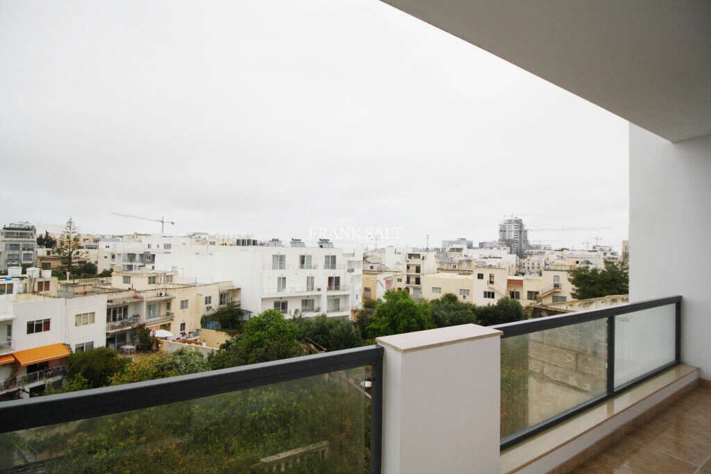 3 bedrooms Apartment in Swieqi, Malta No. 9485