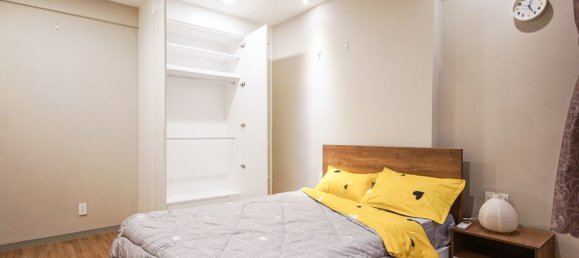 Квартира с 2 спальнями в Район 4, Вьетнам № 17020 17