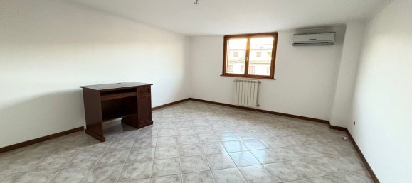 3غرفة منزل ذو طابقين في Fonte Nuova, Italy رقم 64550 14