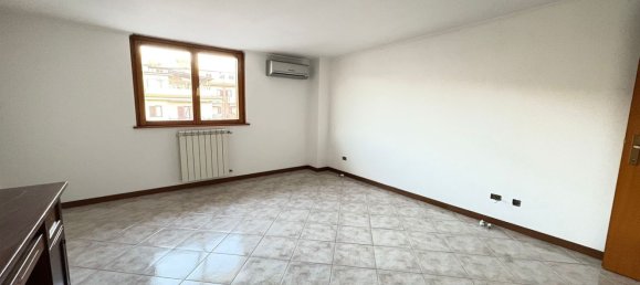 3غرفة منزل ذو طابقين في Fonte Nuova, Italy رقم 64550 16
