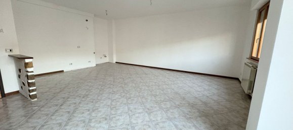 3غرفة منزل ذو طابقين في Fonte Nuova, Italy رقم 64550 4