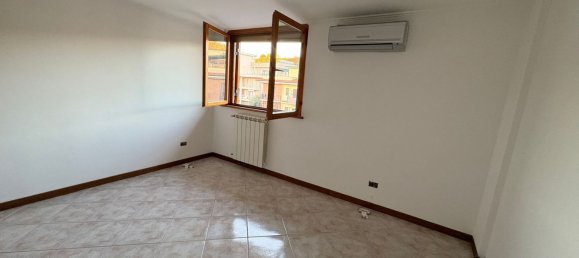 3غرفة منزل ذو طابقين في Fonte Nuova, Italy رقم 64550 13