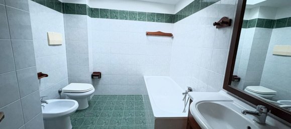 3غرفة منزل ذو طابقين في Fonte Nuova, Italy رقم 64550 19