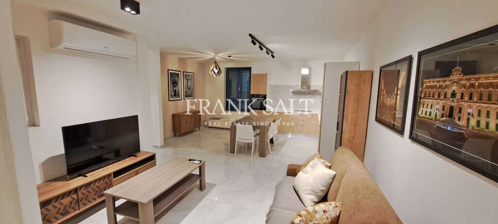 2 bedrooms Apartment in Valletta, Malta No. 7483
