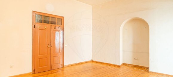 351m² Building in Lagoa, Portugal No. 60904 7