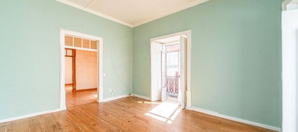 351m² Building in Lagoa, Portugal No. 60904 11