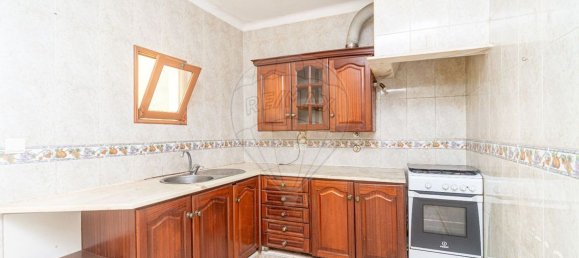 351m² Building in Lagoa, Portugal No. 60904 27