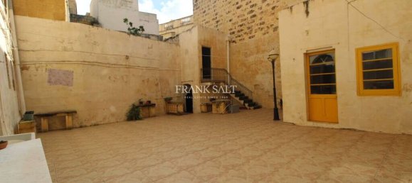 Adosado de 4 dormitorios en Victoria, Malta No. 537 11