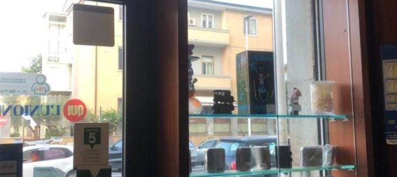 1غرفة عقار تجاري في Cagliari, Italy رقم 47138 6