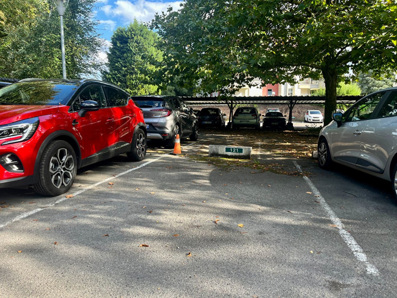  Parking in Lambersart, France No. 91794