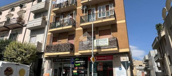 Квартира с 3 спальнями в Альтамура, Италия № 337735 2