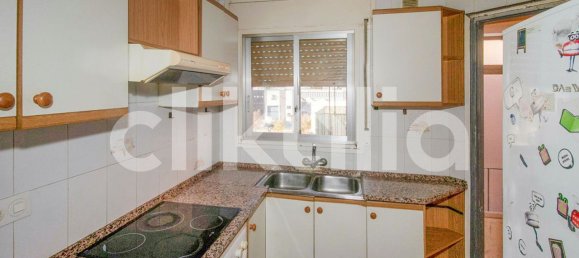 Apartamento de 4 dormitorios en Barcelona, Spain No. 168213 4