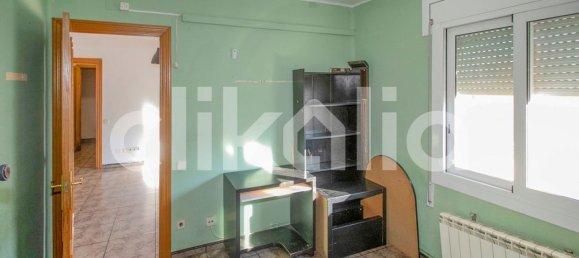 Apartamento de 4 dormitorios en Barcelona, Spain No. 168213 9