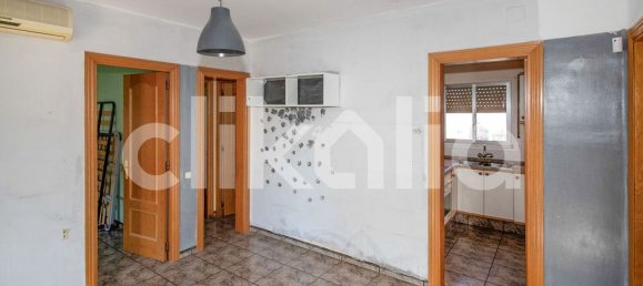 Apartamento de 4 dormitorios en Barcelona, Spain No. 168213 2