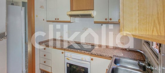 Apartamento de 4 dormitorios en Barcelona, Spain No. 168213 3