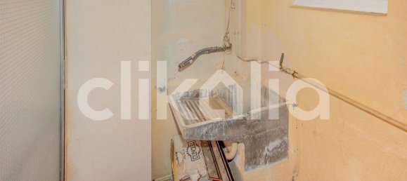 Apartamento de 4 dormitorios en Barcelona, Spain No. 168213 5