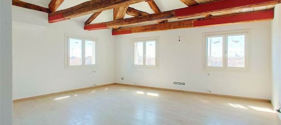 3 Schlafzimmer Penthouse in Venice, Italy, Nr. 61549 4