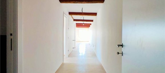 3 Schlafzimmer Penthouse in Venice, Italy, Nr. 61549 20