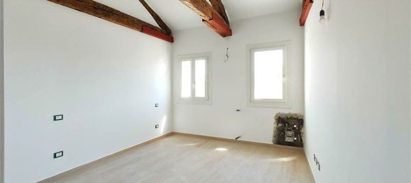 3 Schlafzimmer Penthouse in Venice, Italy, Nr. 61549 19