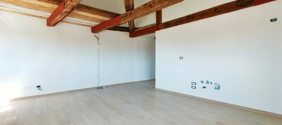 3 Schlafzimmer Penthouse in Venice, Italy, Nr. 61549 16
