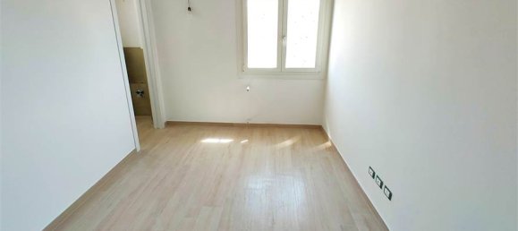 3 Schlafzimmer Penthouse in Venice, Italy, Nr. 61549 8