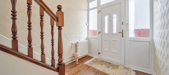 3 bedrooms House in London, United Kingdom No. 7661 7