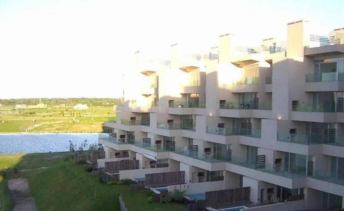 2 bedrooms Apartment in Tigre, Argentina No. 12624