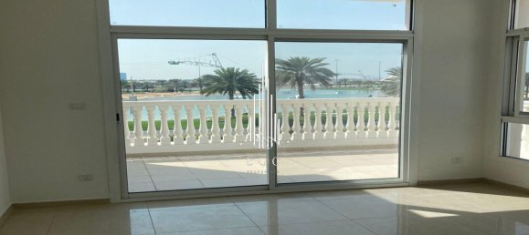 7 chambres Villa à Khalifa City, UAE No. 39110 5