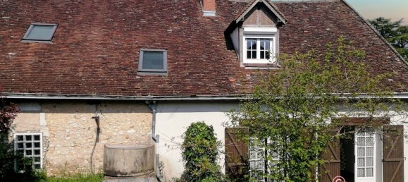 6 chambres Châteaux à Saint-Cyr-en-Val, France No. 48283 12