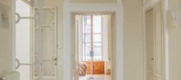 Apartamento de 3 dormitorios en Florence, Italy No. 378326 4