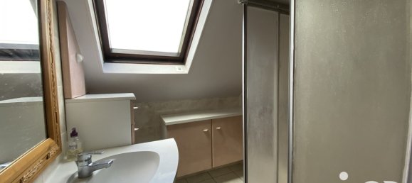 3 bedrooms House in Montargis, France No. 266159 12