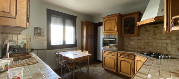 3 bedrooms House in Montargis, France No. 266159 7