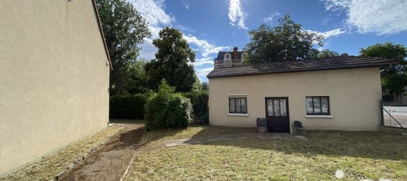 3 bedrooms House in Montargis, France No. 266159 4